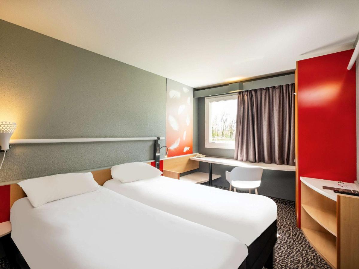 Ibis Amboise Hotel Exterior photo
